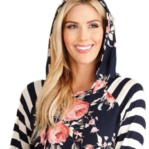 NAVY BLUE WHITE STRIPED HOODED TOP - Picture 6 of 6